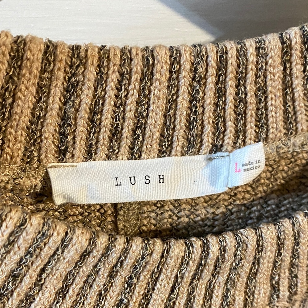 Lush Beige Ribbed Knit Top - Picture 2 of 2